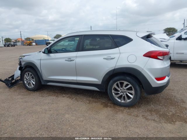 KM8J33A41JU678065 Hyundai Tucson Sel Plus