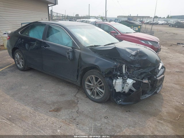 4T1BF1FK8GU585625 Toyota CAMRY SE