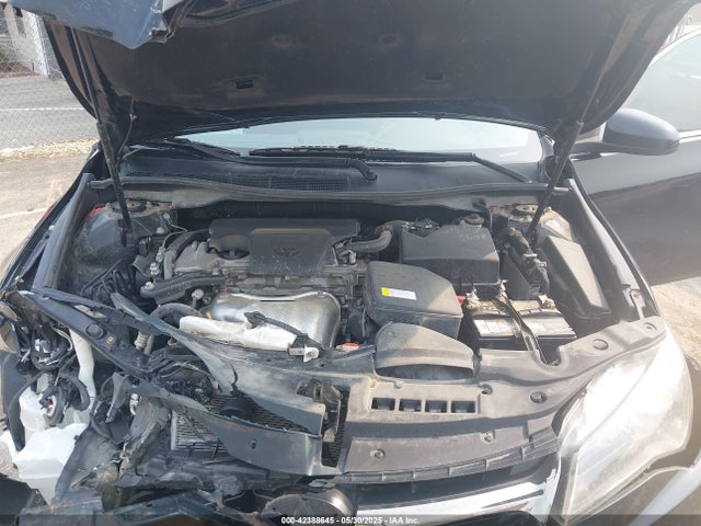 4T1BF1FK8GU585625 Toyota CAMRY SE