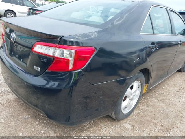 4T1BD1FK8EU106235 Toyota Camry Hybrid Le