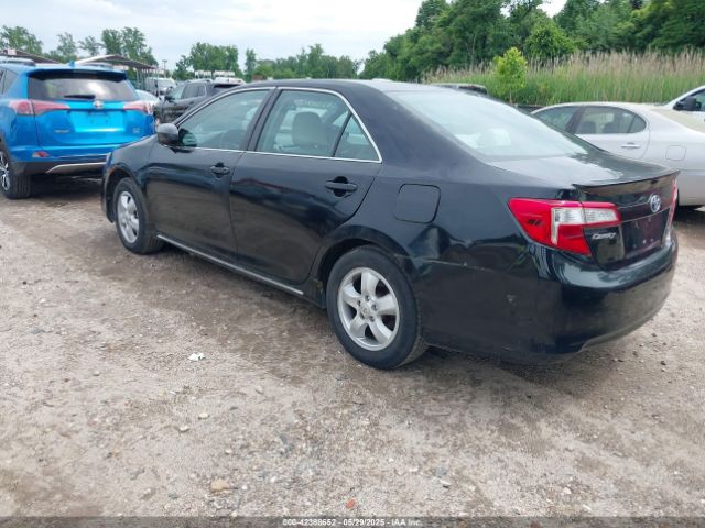 4T1BD1FK8EU106235 Toyota Camry Hybrid Le