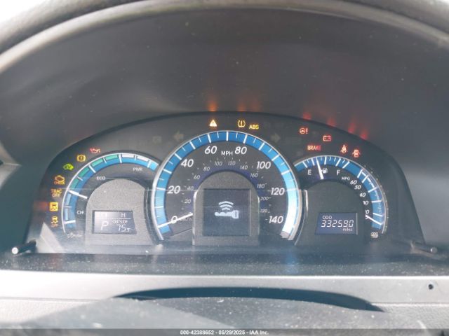 4T1BD1FK8EU106235 Toyota Camry Hybrid Le