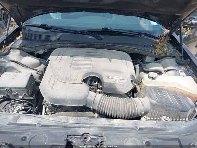 Chrysler 300 2021 2C3CCABG8MH576073 Image 10