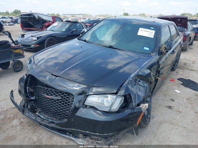 Chrysler 300 2021 2C3CCABG8MH576073 Image 2