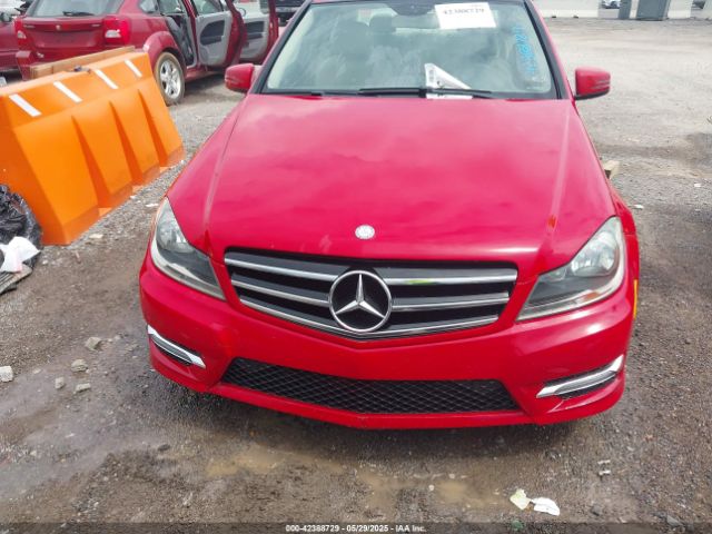 WDDGF4HB9EA938841 Mercedes-Benz C-class C 250 Sport/luxury