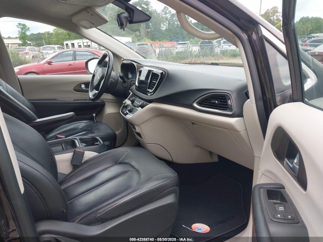 2C4RC1BG5HR603400 Chrysler Pacifica Touring-l