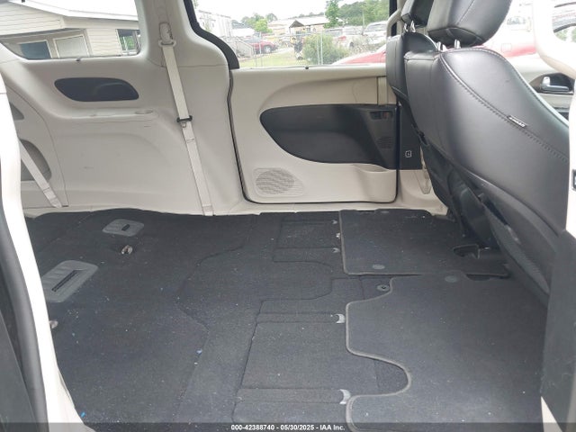 2C4RC1BG5HR603400 Chrysler Pacifica Touring-l