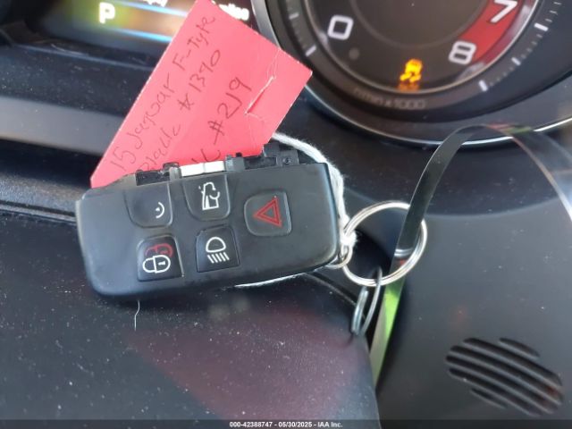 2015 JAGUAR F-TYPE SAJWA6DA7FMK11390 Photo 10