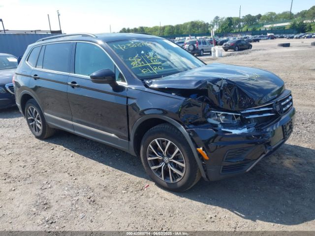 2020 VOLKSWAGEN TIGUAN 3VV3B7AX1LM033152