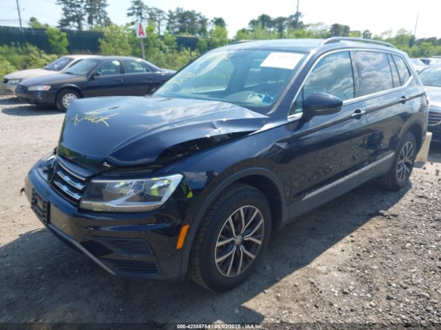 2020 VOLKSWAGEN TIGUAN 3VV3B7AX1LM033152 Photo 1