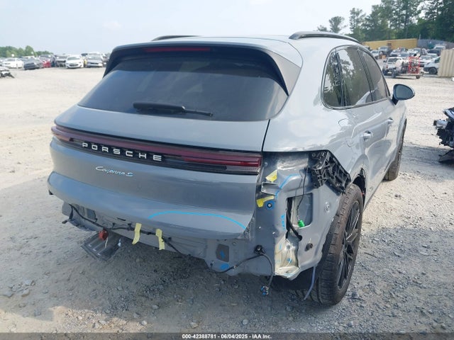 Porsche Cayenne 2024 WP1AL2AY0RDA32737 Image 4
