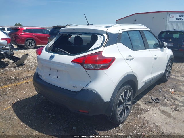 3N1CP5CU9JL543164 Nissan KICKS SV