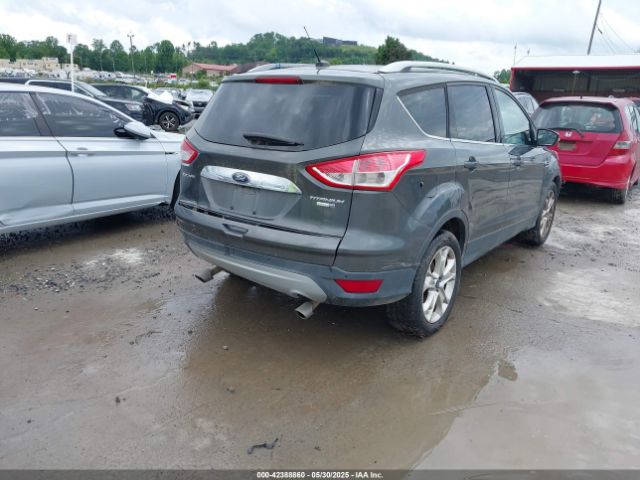 1FMCU9JX5GUB19582 Ford Escape Titanium