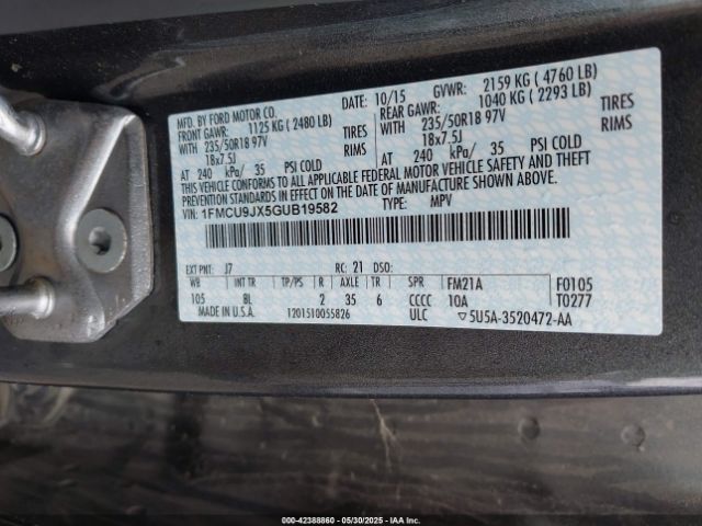 1FMCU9JX5GUB19582 Ford Escape Titanium