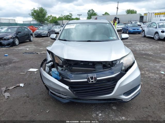 3CZRU6H35GM702636 Honda HR-V LX