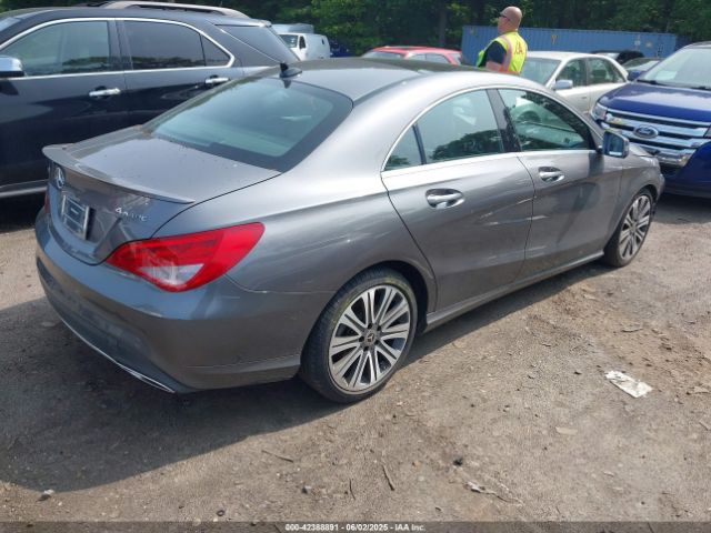 2018 MERCEDES-BENZ CLA 250 WDDSJ4GB4JN571361 Photo 3