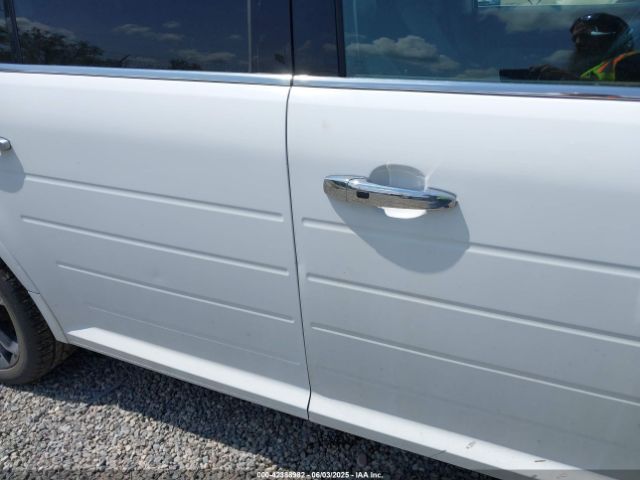 2FMGK5C81FBA14063 Ford FLEX SEL