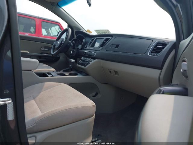 2018 KIA SEDONA KNDMB5C11J6389131 Photo 4