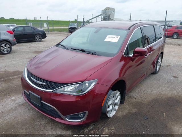 2018 CHRYSLER PACIFICA 2C4RC1FG8JR197953 Photo 1