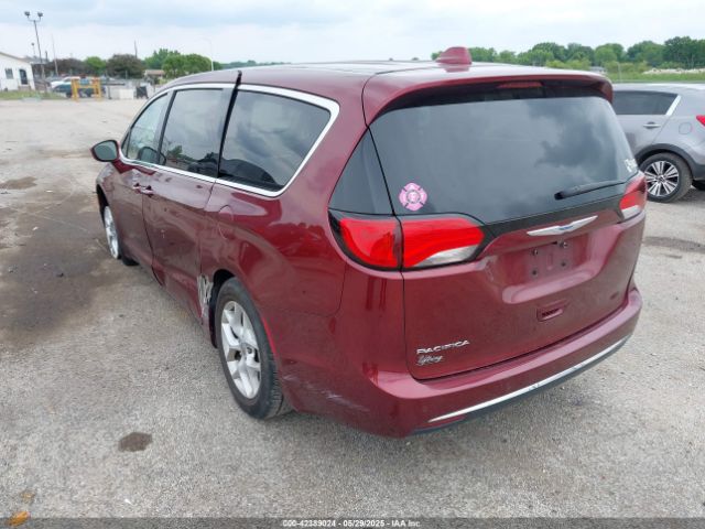 2018 CHRYSLER PACIFICA 2C4RC1FG8JR197953 Photo 2