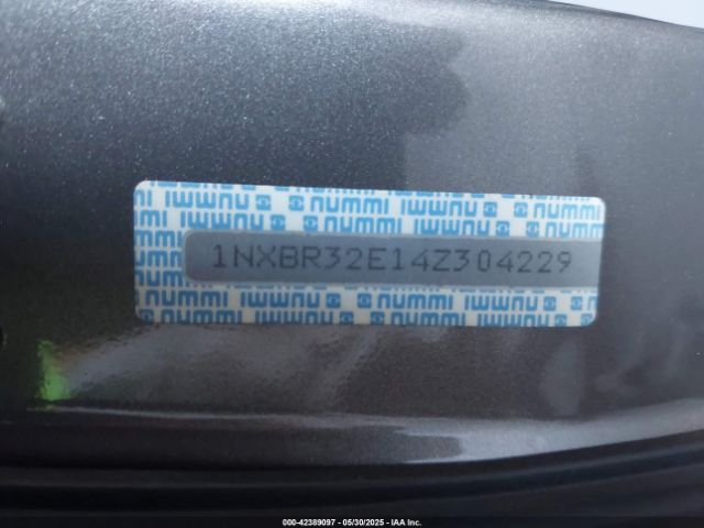 2004 TOYOTA COROLLA 1NXBR32E14Z304229 Photo 8