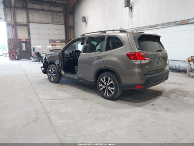 2020 SUBARU FORESTER JF2SKASC9LH474214 Photo 2