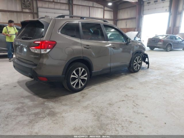 2020 SUBARU FORESTER JF2SKASC9LH474214 Photo 3