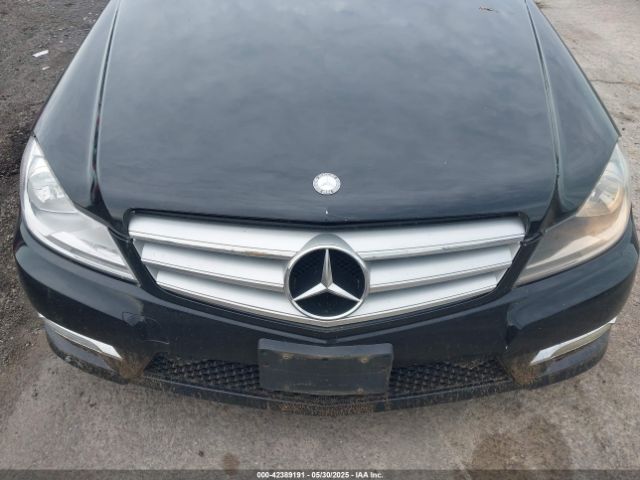2012 MERCEDES-BENZ C 300 WDDGF8BB9CR205106 Photo 5