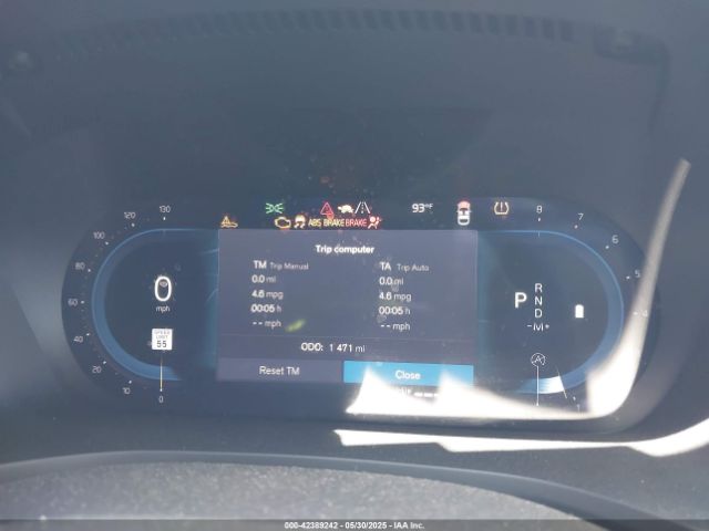YV4L12WK3S2148033 Volvo V60 Cross Country B5 Plus