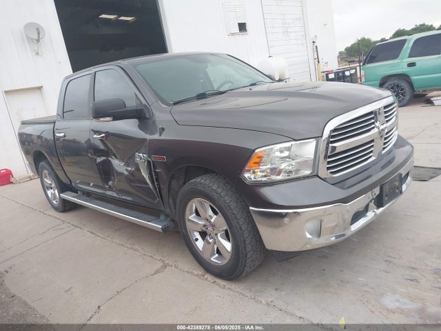 42389278 :رقم المزاد ، 1C6RR6LM6FS621391 vin ، 2015 Ram 1500 Lone Star مزاد بيع