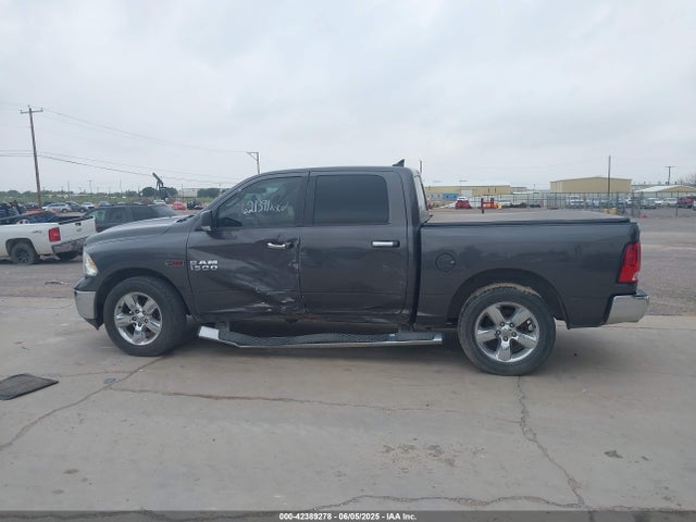 42389278 :رقم المزاد ، 1C6RR6LM6FS621391 vin ، 2015 Ram 1500 Lone Star مزاد بيع