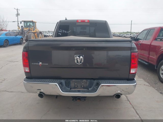 42389278 :رقم المزاد ، 1C6RR6LM6FS621391 vin ، 2015 Ram 1500 Lone Star مزاد بيع