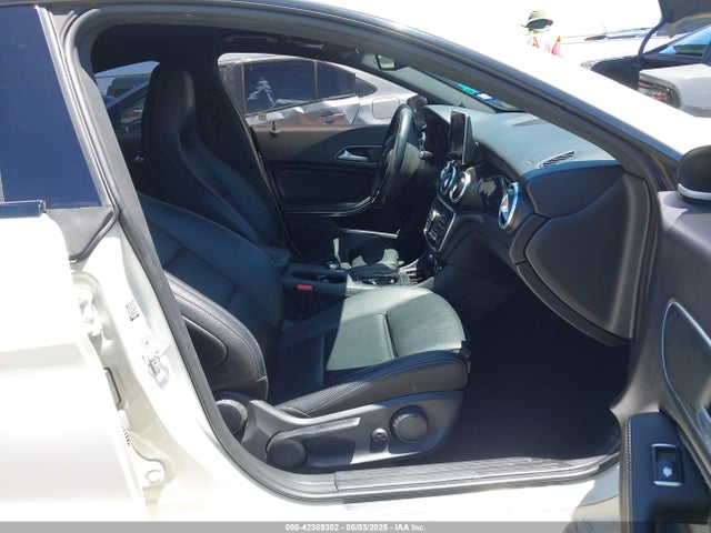WDDSJ4EB3GN336199 Mercedes-Benz 2016