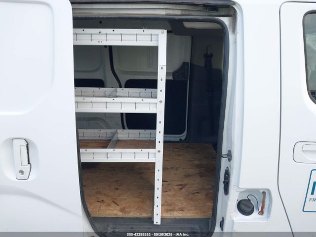 3N63M0ZN8FK722038 Chevrolet City Express 1lt
