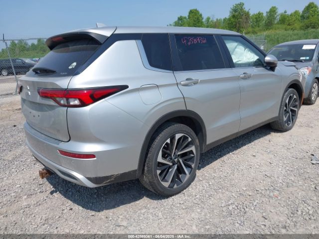 2022 MITSUBISHI OUTLANDER JA4J4UA8XNZ020709 Photo 3