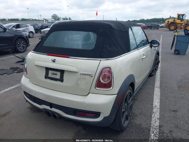 2011 MINI COOPER S WMWZP3C57BTX82937 Photo 3