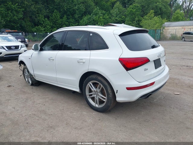 2015 AUDI Q5 WA1DGAFP2FA067803 Photo 2