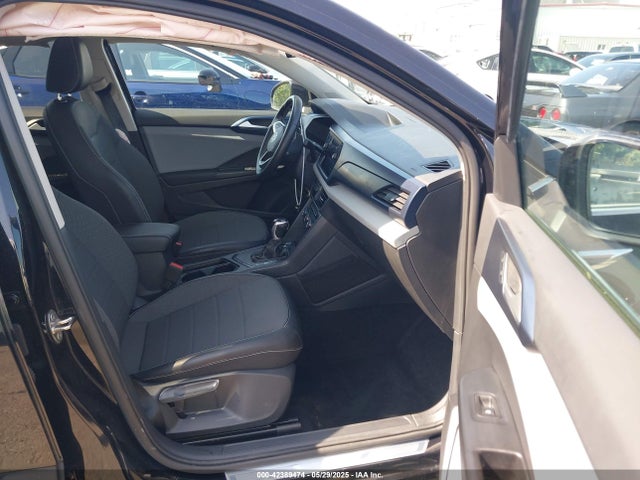 3VVLX7B27NM027444 Volkswagen tsi