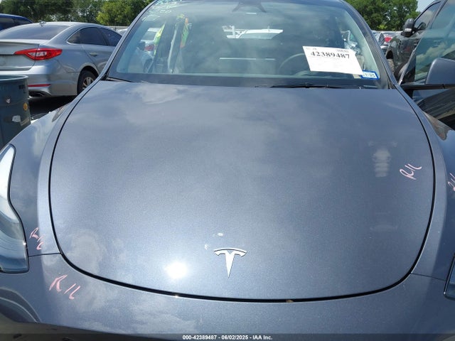 2023 TESLA MODEL Y 7SAYGDEE6PA196760 Photo 9