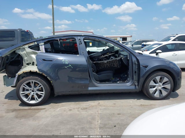 7SAYGDEE6PA196760 Tesla 2023