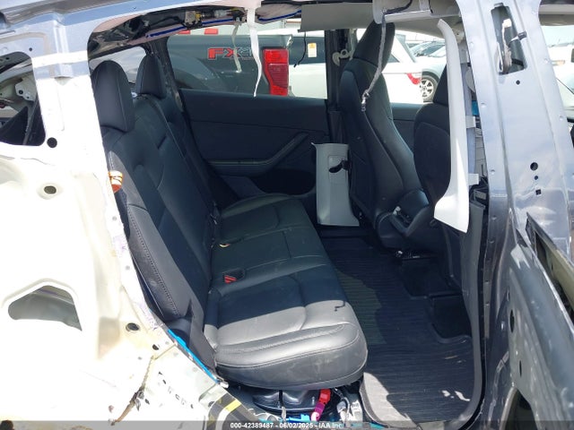 2023 TESLA MODEL Y 7SAYGDEE6PA196760 Photo 7