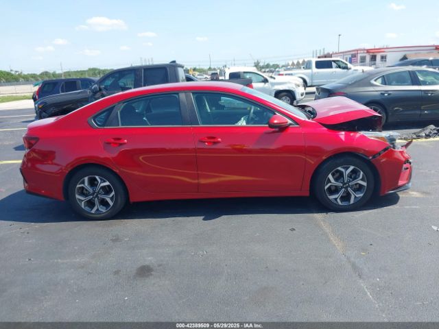 3KPF24AD7LE203489 KIA Forte Lxs