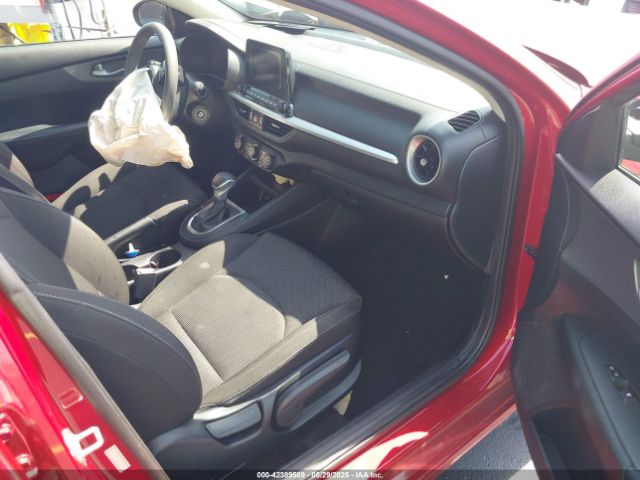 3KPF24AD7LE203489 KIA Forte Lxs