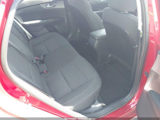 3KPF24AD7LE203489 KIA Forte Lxs