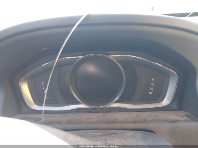 2016 VOLVO XC60 YV440MDMXG2792045 Photo 6