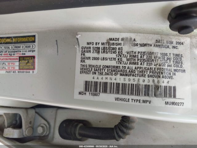 2005 MITSUBISHI ENDEAVOR 4A4MN41S95E030644 Photo 8