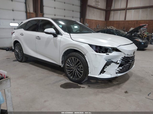 2025 LEXUS RX 450H+ JTJCJMGA6S2025585