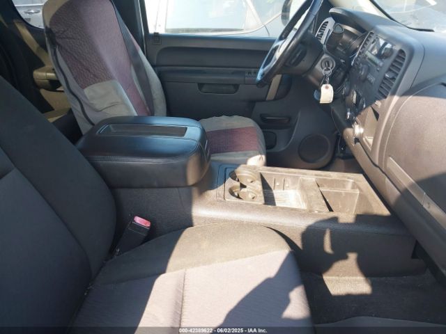 2011 CHEVROLET SILVERADO 1500 1GCRKSE3XBZ144928 Photo 4