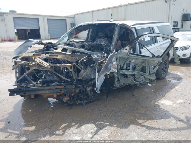 1GNSKHKC3HR111469 Chevrolet l83 - sidi: spark ignited direct injection, vvt: variable valve timing, afm, e85 max, alum