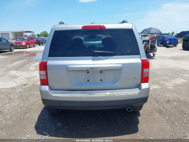 1C4NJPFAXHD130724 Jeep Patriot High Altitude Fwd
